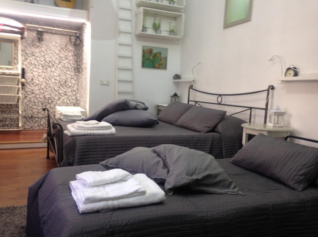 Your Home In Town Catania Bagian luar foto